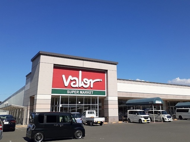 スーパー　バロー　笹部店（スーパー）まで740m