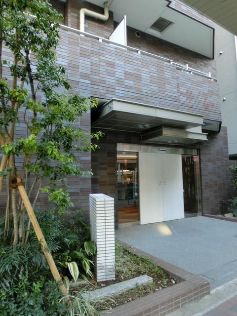 建物外観　★綺麗な入り口★