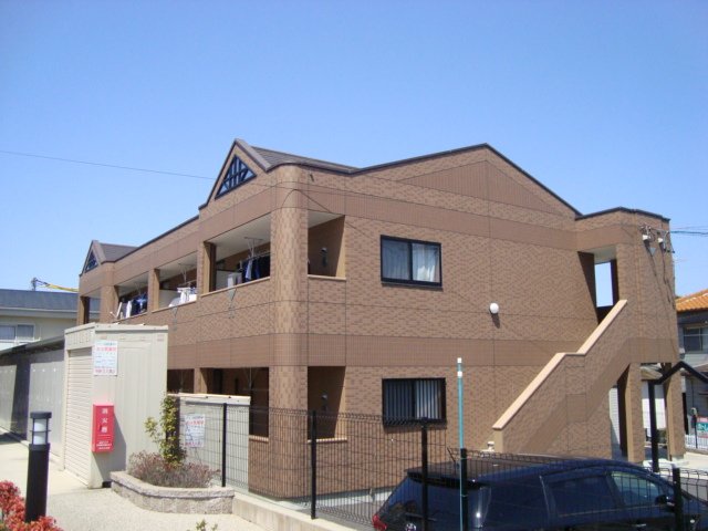 建物外観　外観写真（昼）