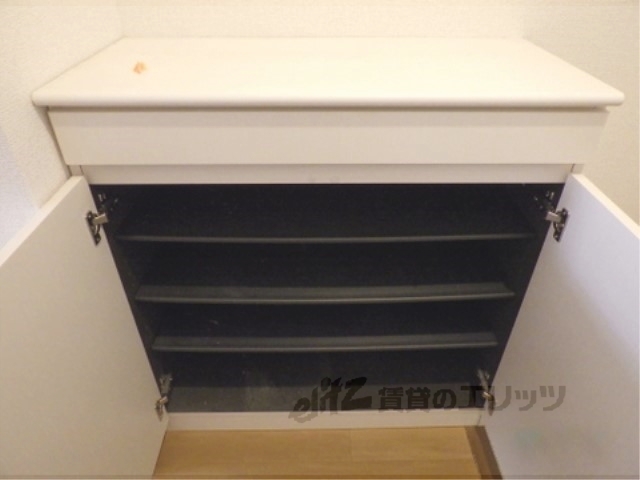 収納　下駄箱