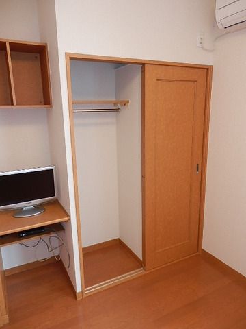 収納　クローゼット完備