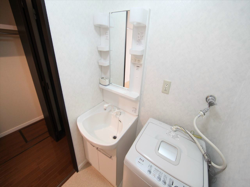 洗面設備　脱衣所　独立洗面台（シャンプードレッサー）