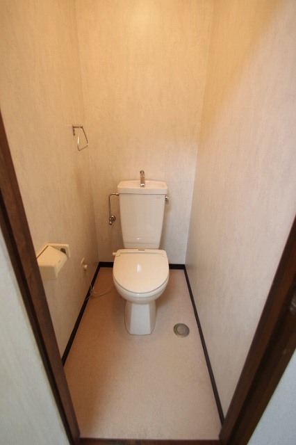 トイレ　同物件別室