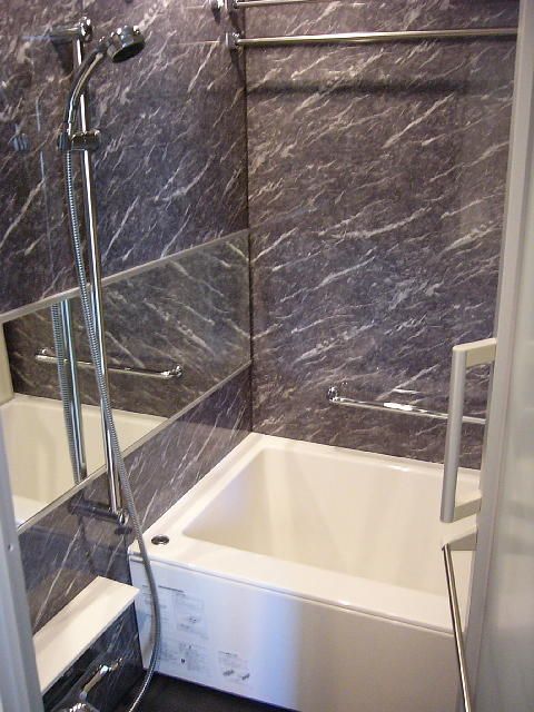 バス・シャワールーム　※別部屋写真参照