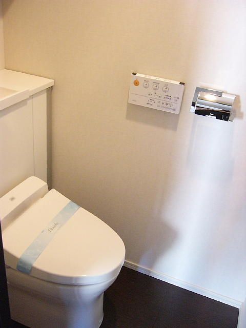 トイレ　別部屋参考写真