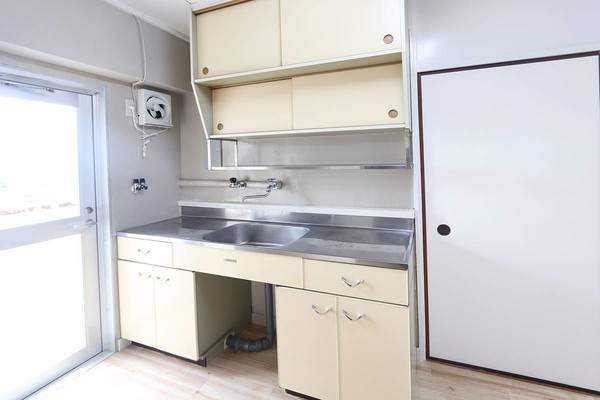 キッチン　モデルルームの写真です