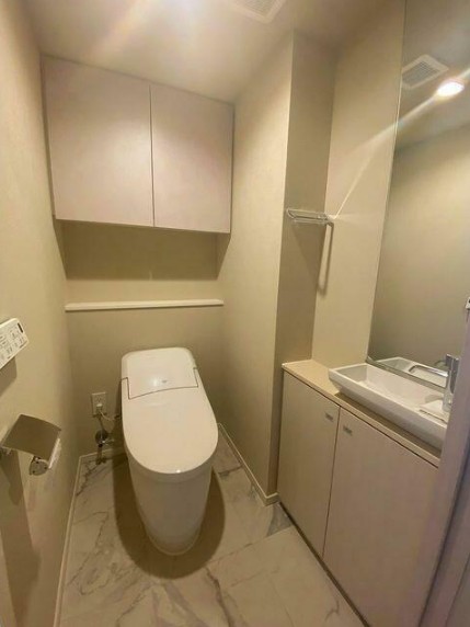 トイレ　タンクレストイレ！