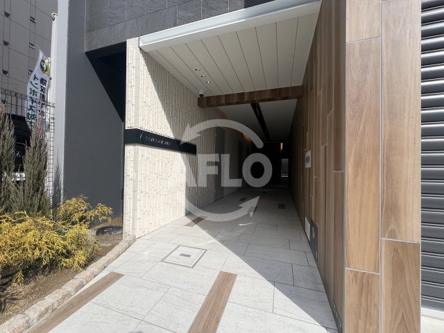 エントランス　コンフォリア新梅田　エントランス