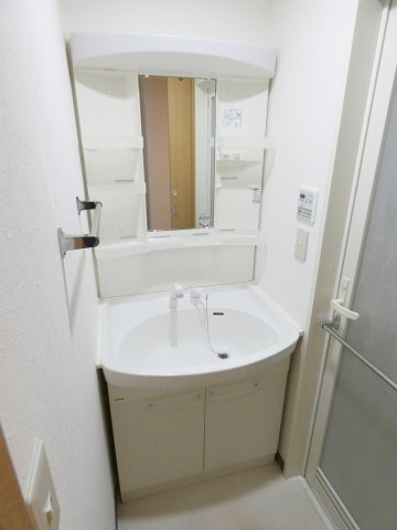 洗面設備　同物件別号室参考写真