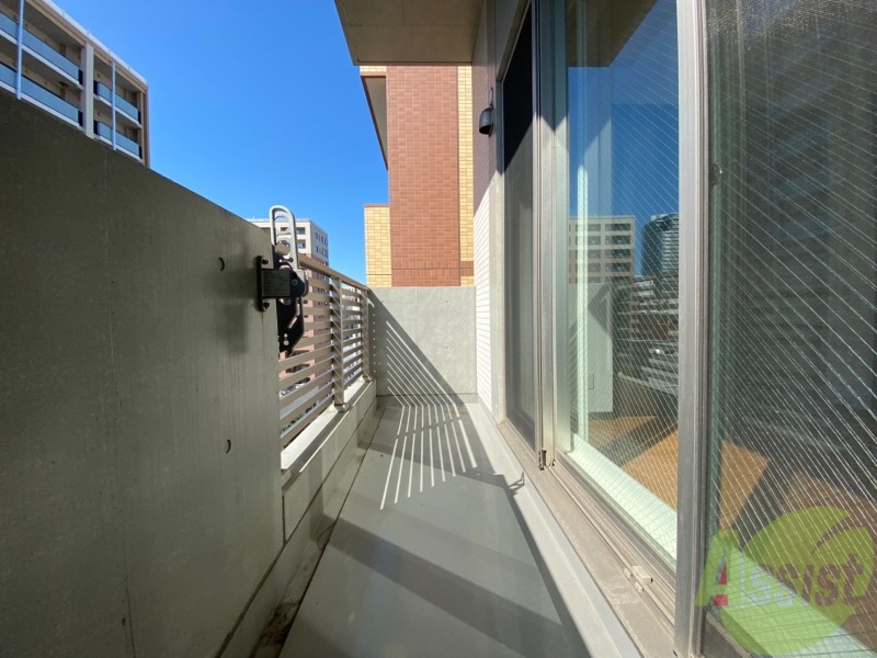 バルコニー　バルコニーです。洗濯物を干したり一息ついたりできますね！