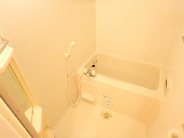 バス・シャワールーム　追い炊き付きバス