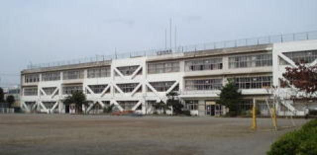 小学校　立川市立第五小学校（小学校）まで1031m