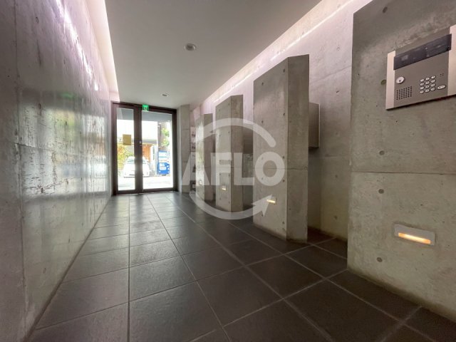 ロビー　クリスタル昭和　ロビー