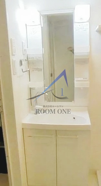 洗面設備　洗面台です。