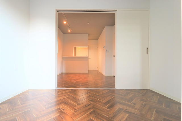 居室・リビング　築浅デザイナーズ物件です