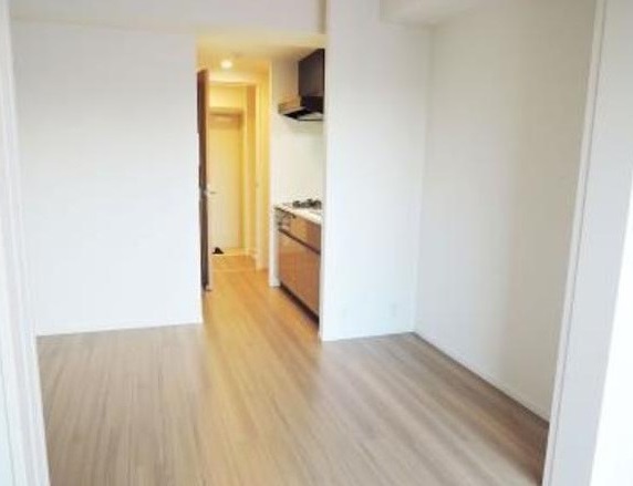 居室・リビング　☆明るい居室☆