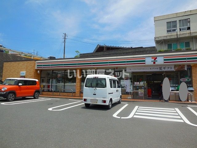 コンビニ　セブンイレブン 鹿児島伊敷台7丁目店（コンビニ）まで448m