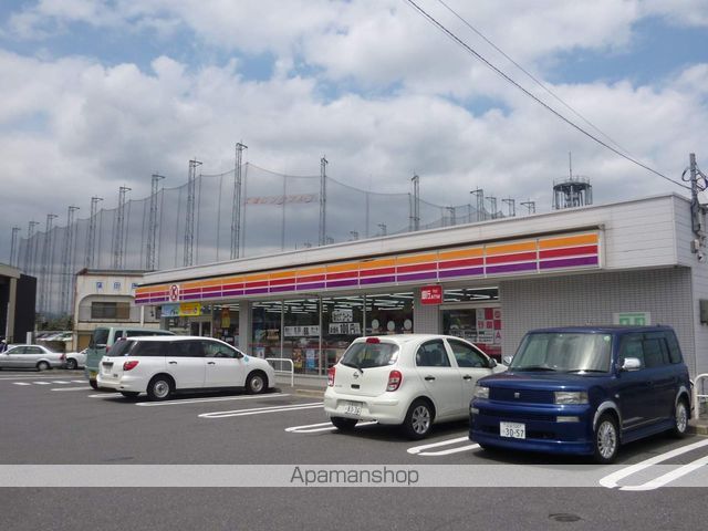 コンビニ　サークルＫ（コンビニ）まで710m