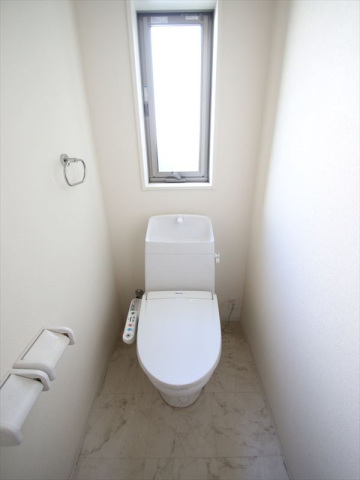 トイレ　ウォシュレット付のトイレ
