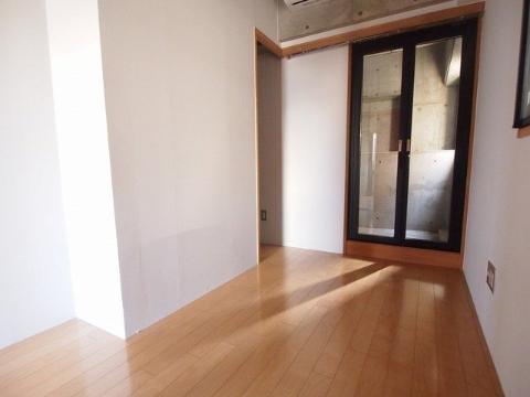 居室・リビング　室内