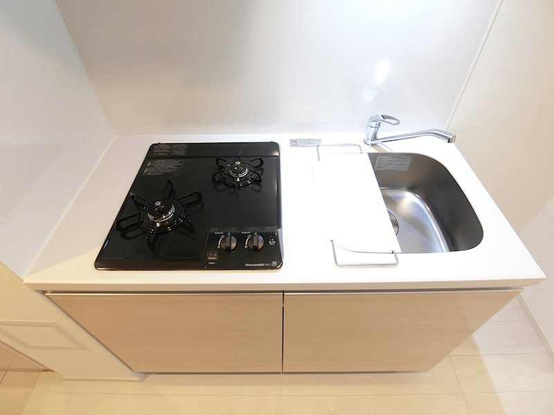 キッチン　二口ガスのシステムキッチン