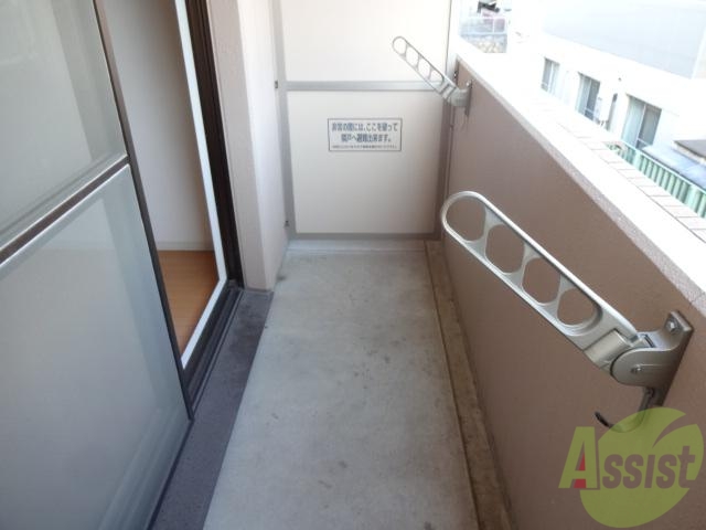 バルコニー　スッキリしたバルコニーで一息