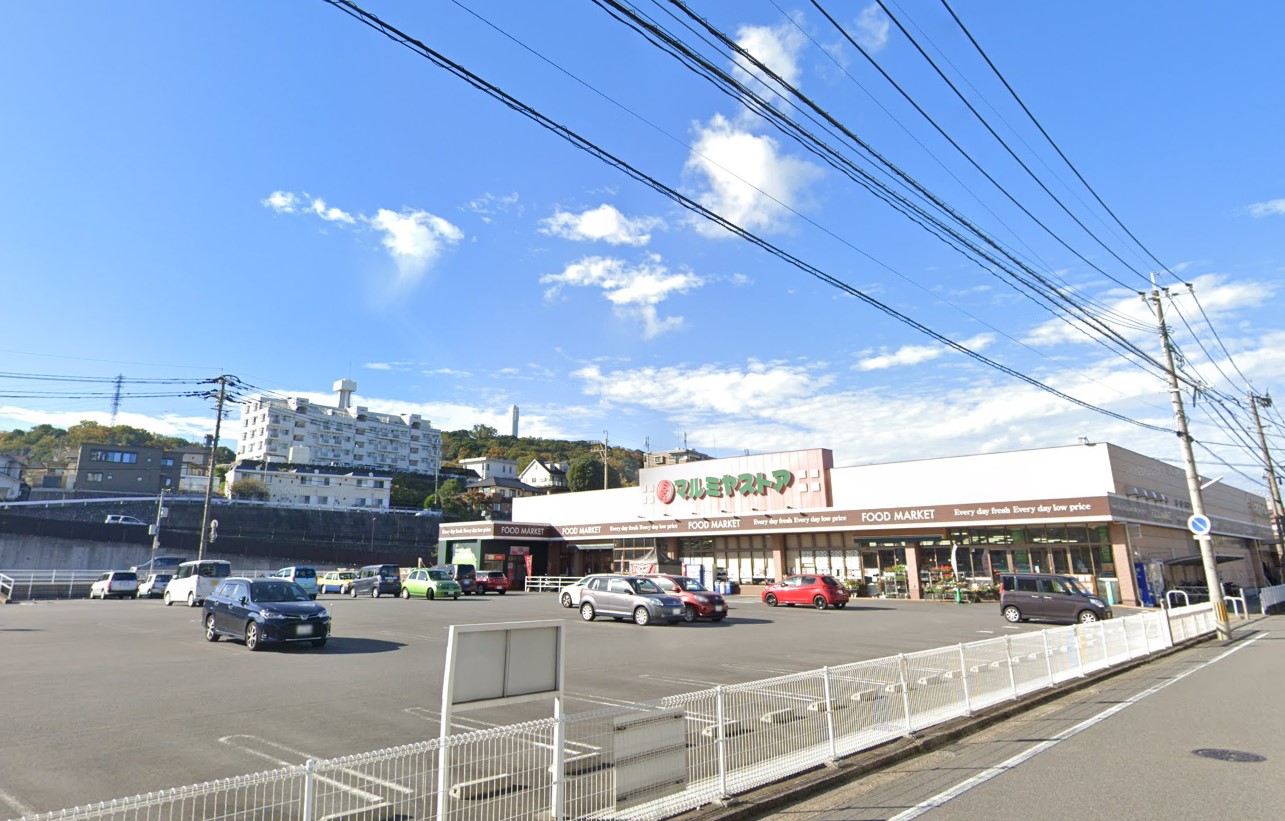 スーパー　マルミヤストア金池南店（スーパー）まで378m