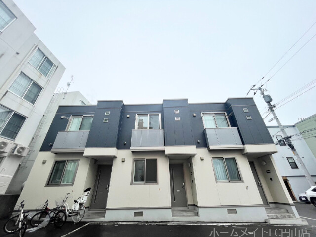 建物外観　建物写真