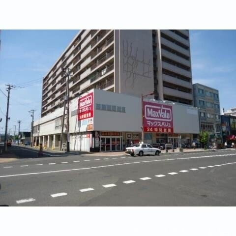 ショッピングセンター　マックスバリュ琴似店（ショッピングセンター）まで504m