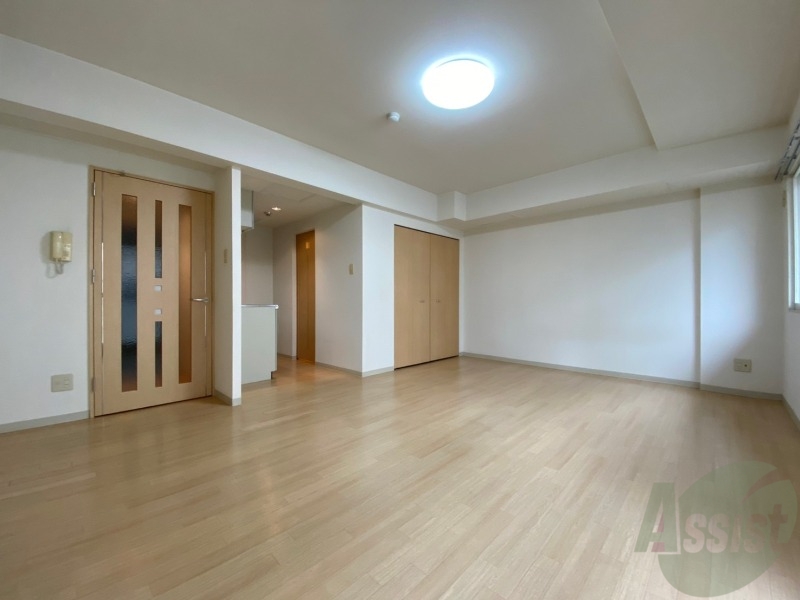 居室・リビング　広くてキレイなお部屋が広がっていて、充実した生活が送れそう。