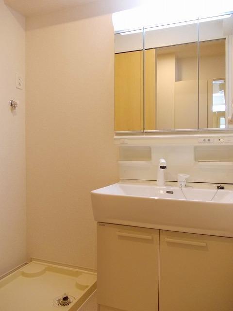 洗面設備　洗面化粧台