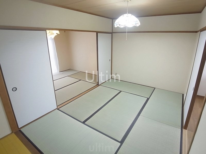 居室・リビング　別部屋のお写真です。ご参考までに！