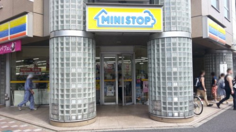 コンビニ　ミニストップ日本橋馬喰町2丁目店（コンビニ）まで730m