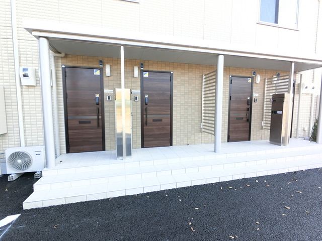 エントランス　エントランス