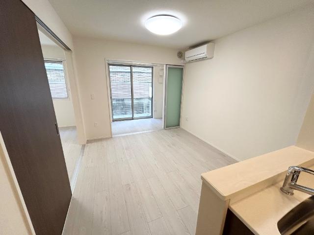 居室・リビング　リビング