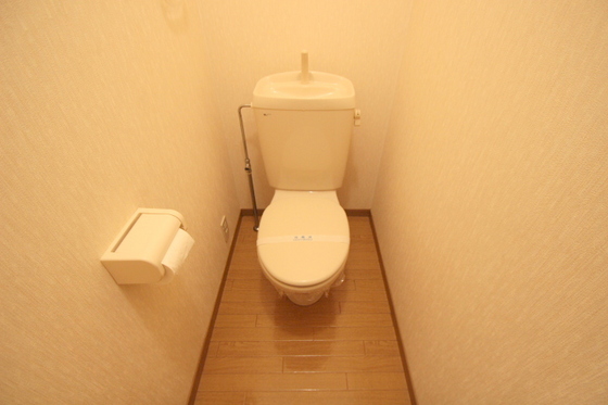 トイレ　※別号室の写真です。