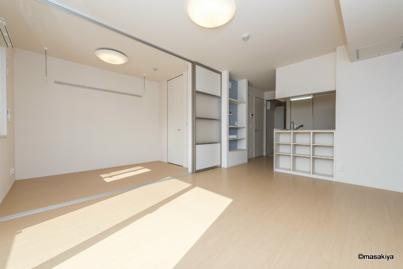 居室・リビング　リビング