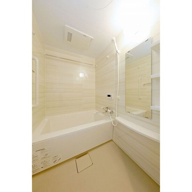 バス・シャワールーム　【浴室】現況優先になります。