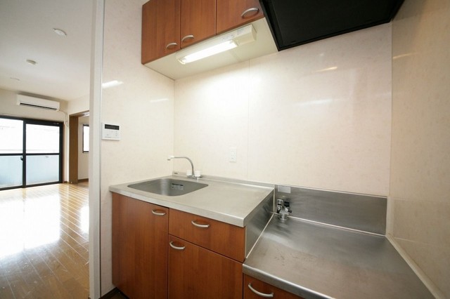 キッチン　キッチン（２口コンロ設置可）