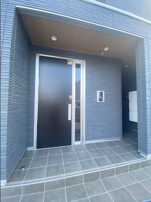 エントランス　毎日通るエントランスはこのようになっています