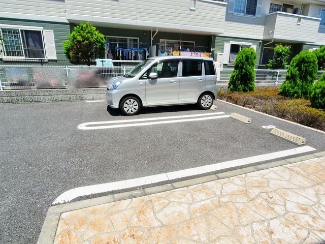 駐車場　☆敷地内駐車場☆