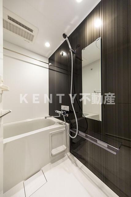 バス・シャワールーム　お風呂で日々の疲れを落としましょう