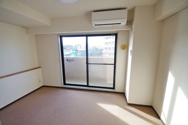 居室・リビング　★お部屋探しはタウンハウジング稲田堤店まで★