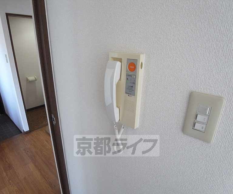 セキュリティ　誰が来たか確認出来るので安心です。
