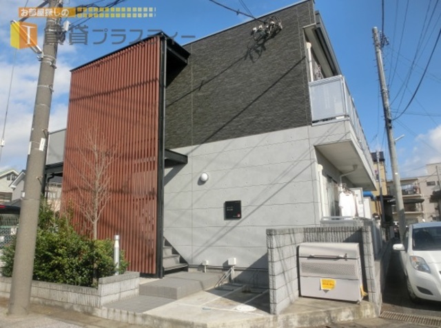 建物外観　落ち着いた環境下に自らを投じて。