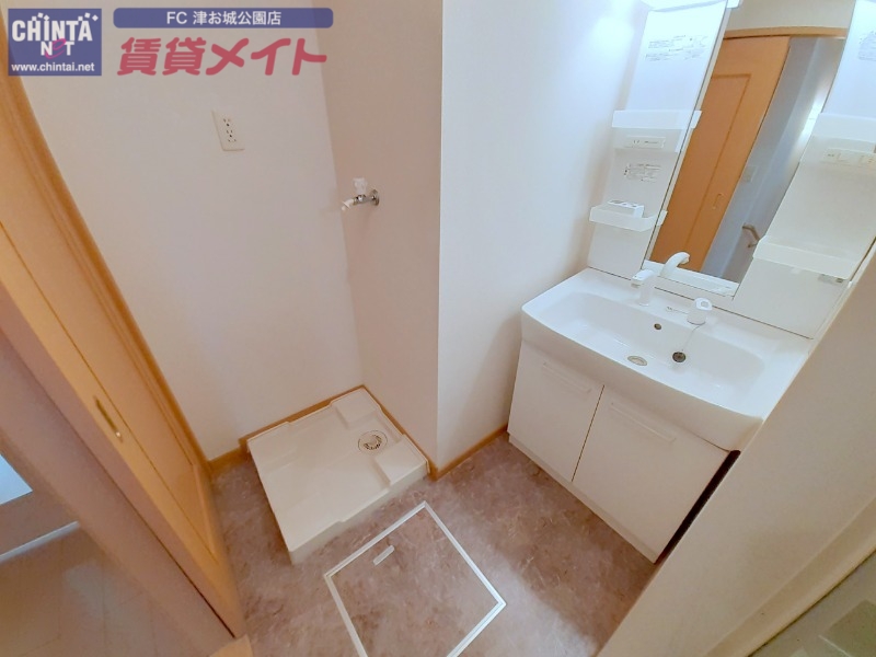 洗面設備　同型タイプ画像