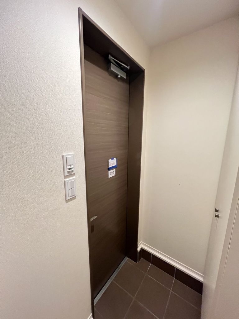 玄関　玄関