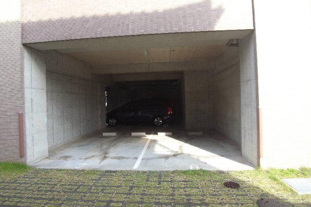 駐車場　☆駐車場☆