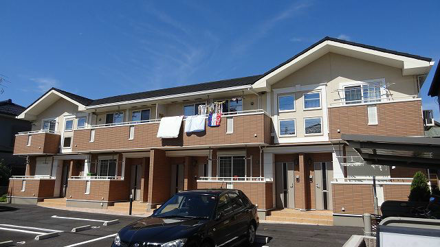 建物外観　クラベールＫＭのご紹介は住まいの窓口　アソシエにお任せ下さい