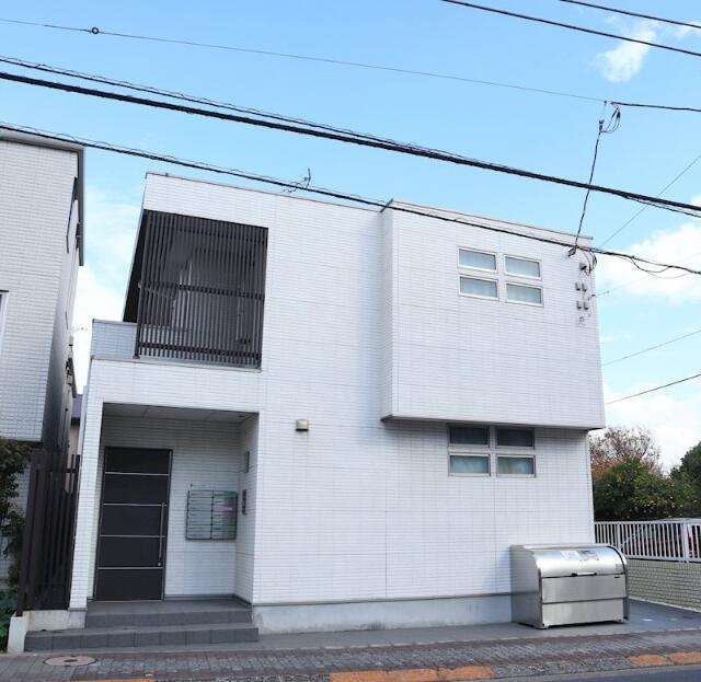 建物外観　落ち着いた雰囲気の外観です